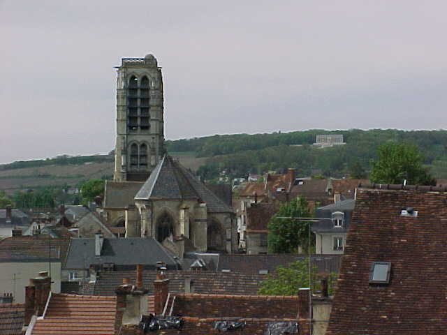 313 - LA GRANDE EGLISE ET LE MEMORIAL AMERICAIN.jpg
